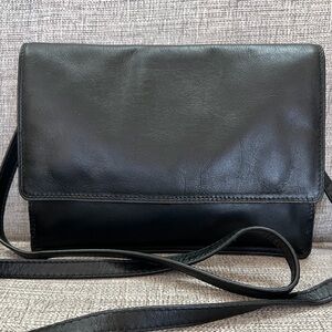Derek Alexander “Like New” Genuine Leather Multi Pocket Organizer Crossbody Bag
